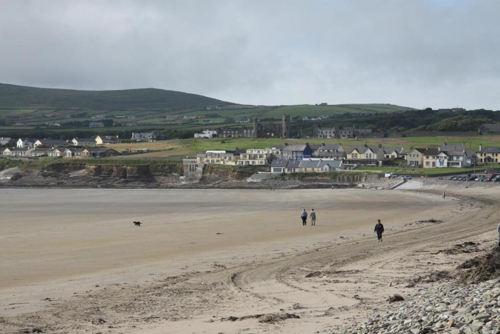 Brassil Bed And Breakfast Ballyheige Exteriör bild